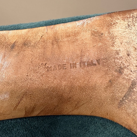 Vintage Salvatore Ferragamo teal suede loafers - Picture 10 of 10